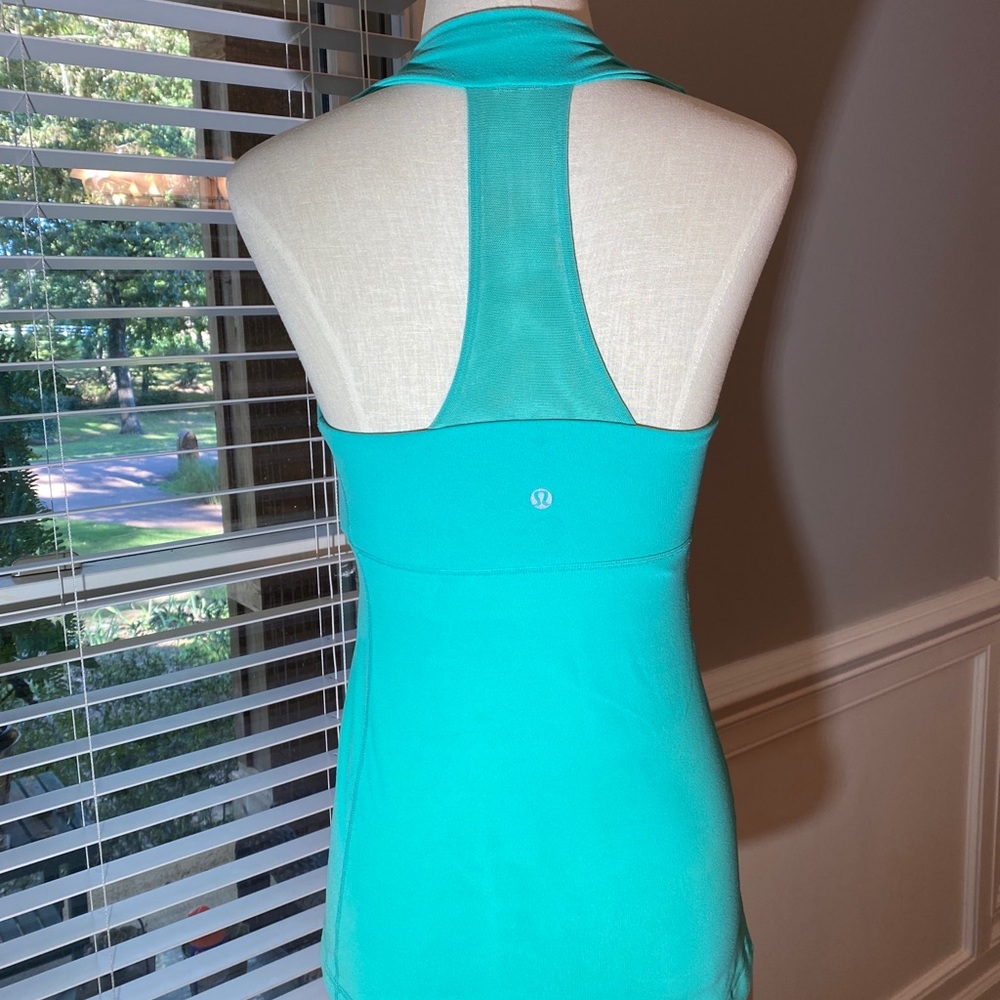 🍋Lululemon Run: Make It
Count Tank
Very Green / Fresh Teal Size 6 - Picture 2 of 12